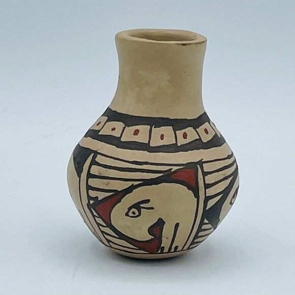 Mini Native American Clay Seed Pot or Vase Handmade - Picture 1 of 7